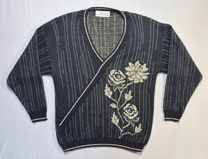 Vintage Ellen D. Gold Rose and Stripe Graphic V-Neck Sweater Women's Size Med